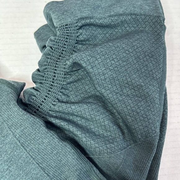 Lululemon In the Flow Crop Pant Green Size 4 NO TAG Preowned - Picture 9 of 11